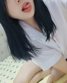 铁西少妇大胸美女