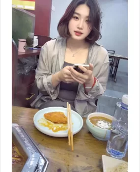 沈阳音乐学院大四学生