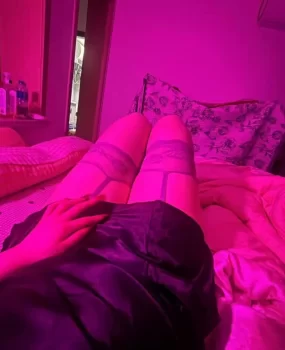 小花车，精神小妹