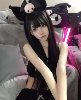 理发店学洗护的小嫩妹刚毕业水多