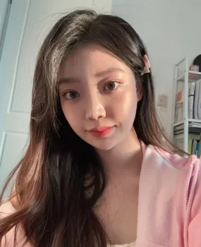 沈阳99年清纯老妹